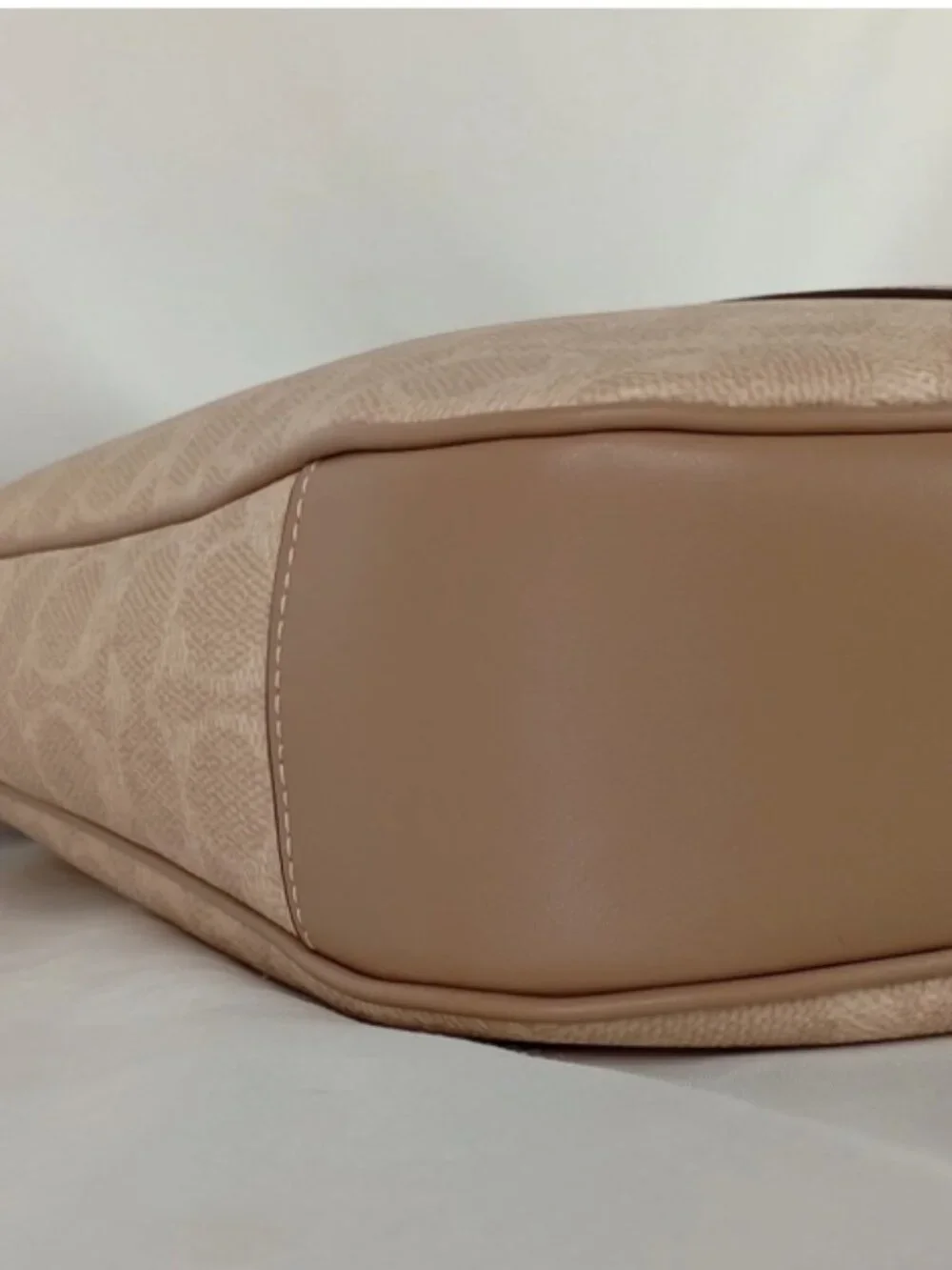 Coach Ellie File Bag In Signature Canvas w/ Stripe Taupe CZ183 Used *BAG ONLY*